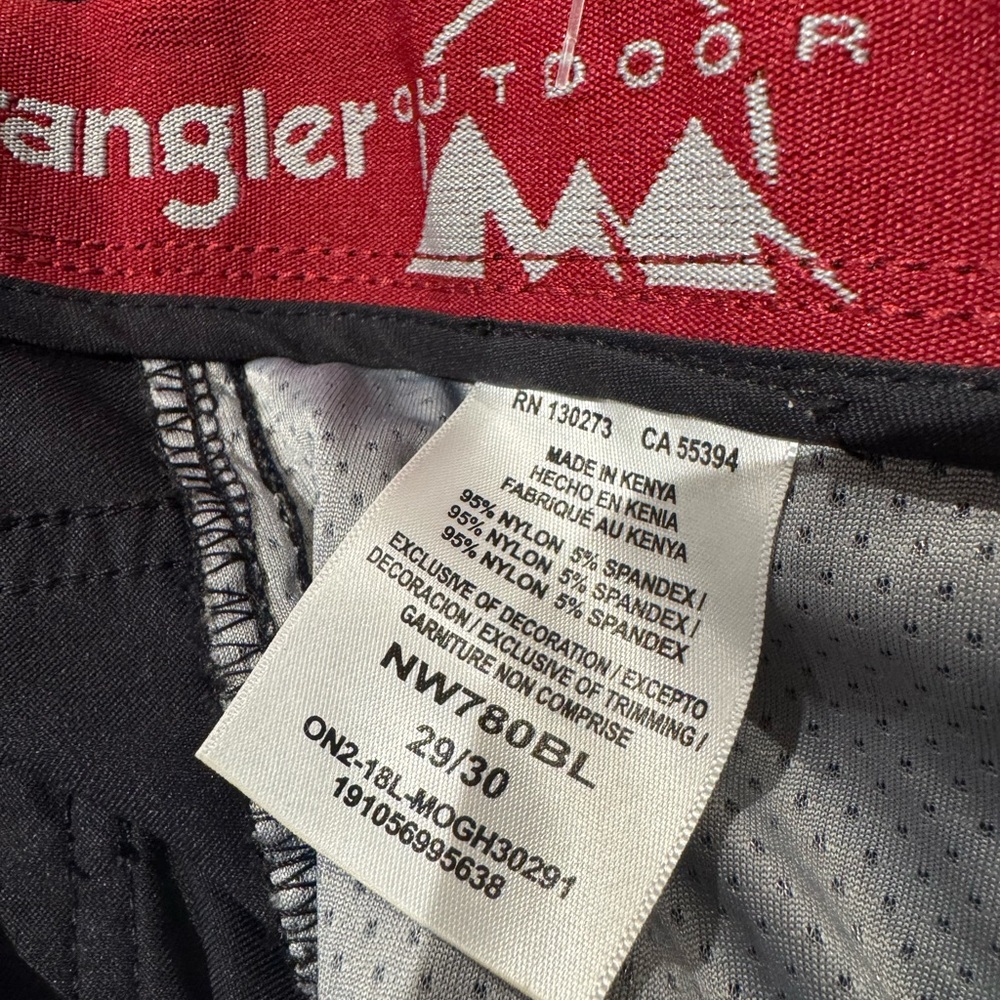 Mens tech - travel pants, various styles/sizes Wrangler, Eddie Bauer - Picture 4 of 10